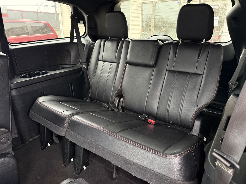 Photo 14 of this DODGE GRAND CARAVAN