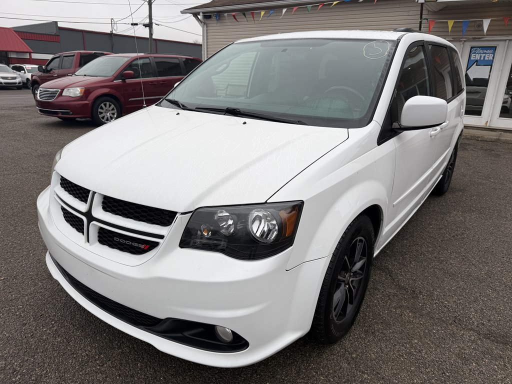 Photo 2 of this DODGE GRAND CARAVAN