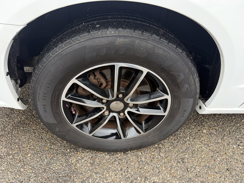 Photo 7 of this DODGE GRAND CARAVAN