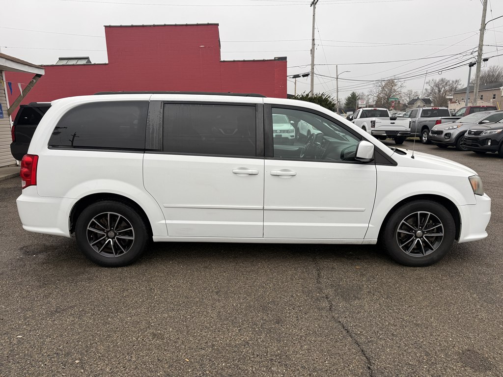 Photo 6 of this DODGE GRAND CARAVAN