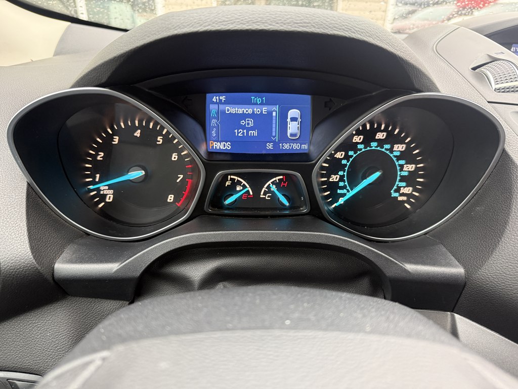 Photo 18 of this FORD ESCAPE
