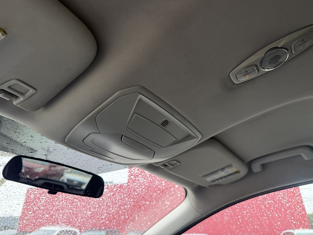 Photo 21 of this FORD ESCAPE