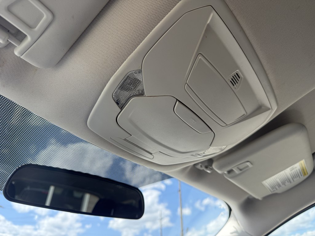 Photo 18 of this FORD ESCAPE