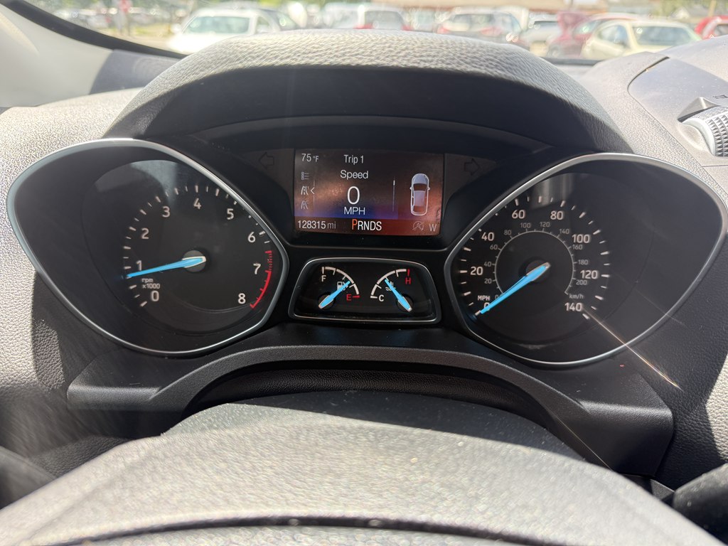 Photo 15 of this FORD ESCAPE