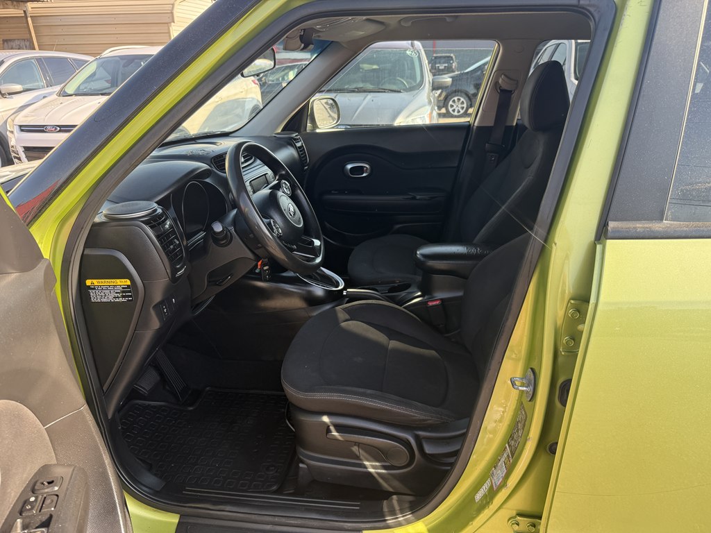 Photo 12 of this KIA SOUL