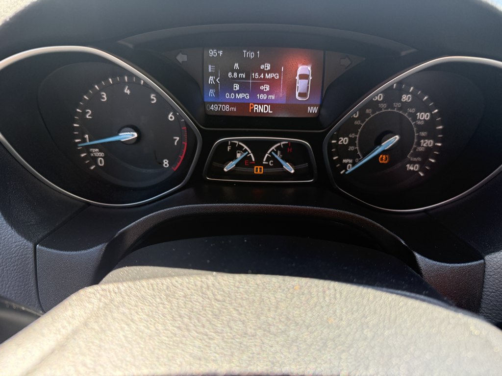 Photo 20 of this FORD FOCUS