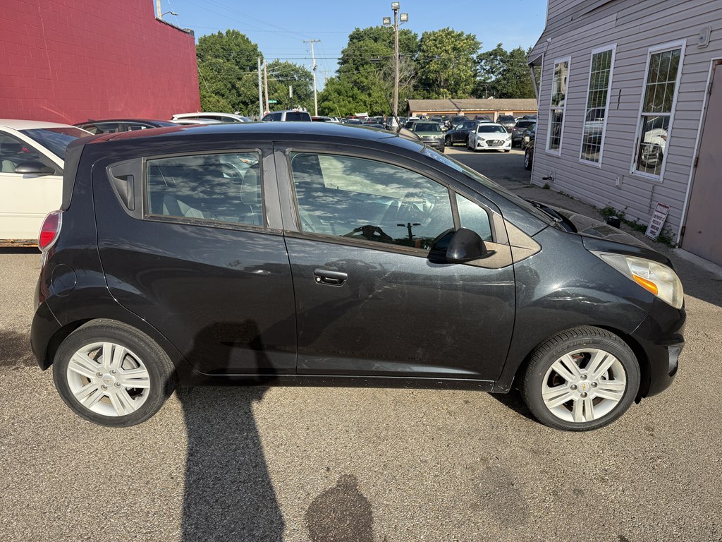 Photo 6 of this CHEVROLET SPARK