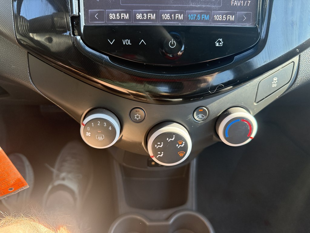 Photo 17 of this CHEVROLET SPARK
