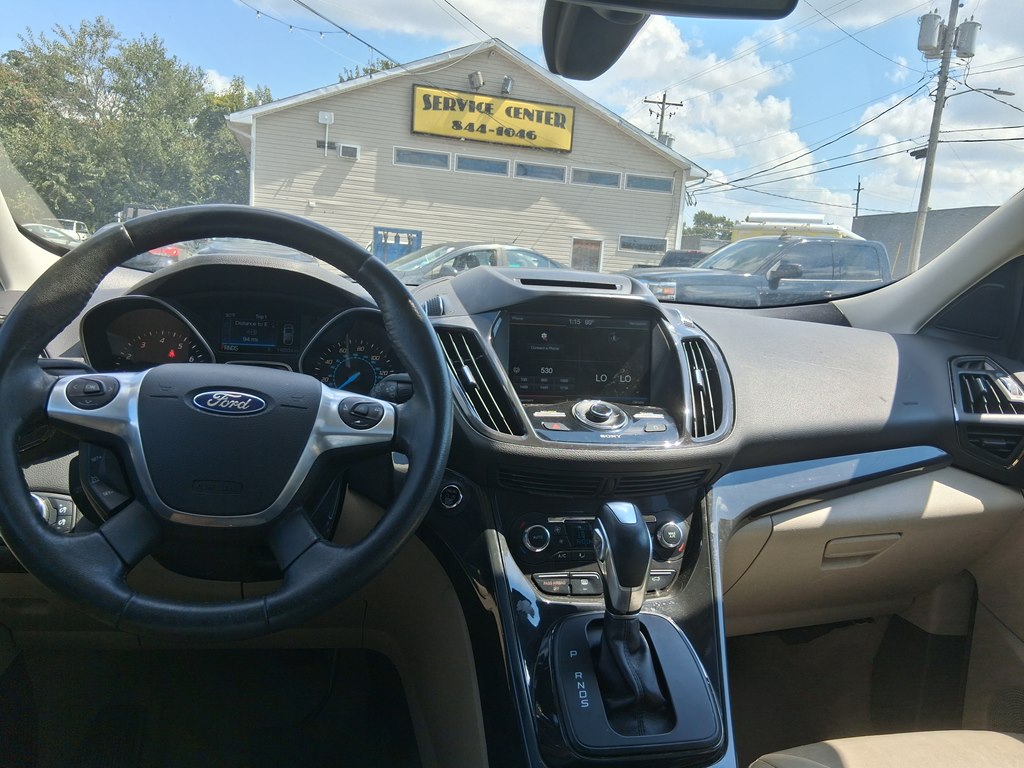 Photo 14 of this FORD ESCAPE