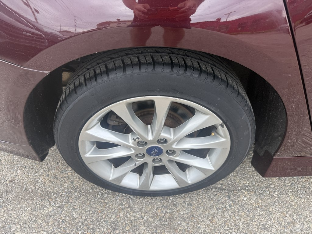 Photo 8 of this FORD FUSION