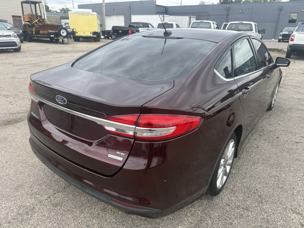 Photo 5 of this FORD FUSION