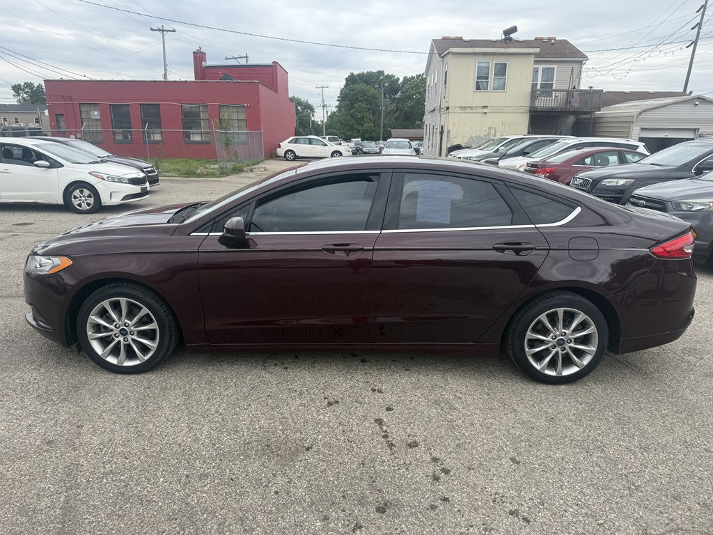 Photo 3 of this FORD FUSION