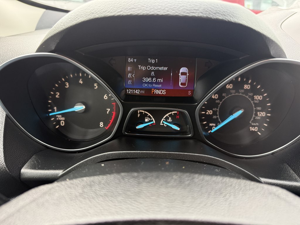 Photo 15 of this FORD ESCAPE