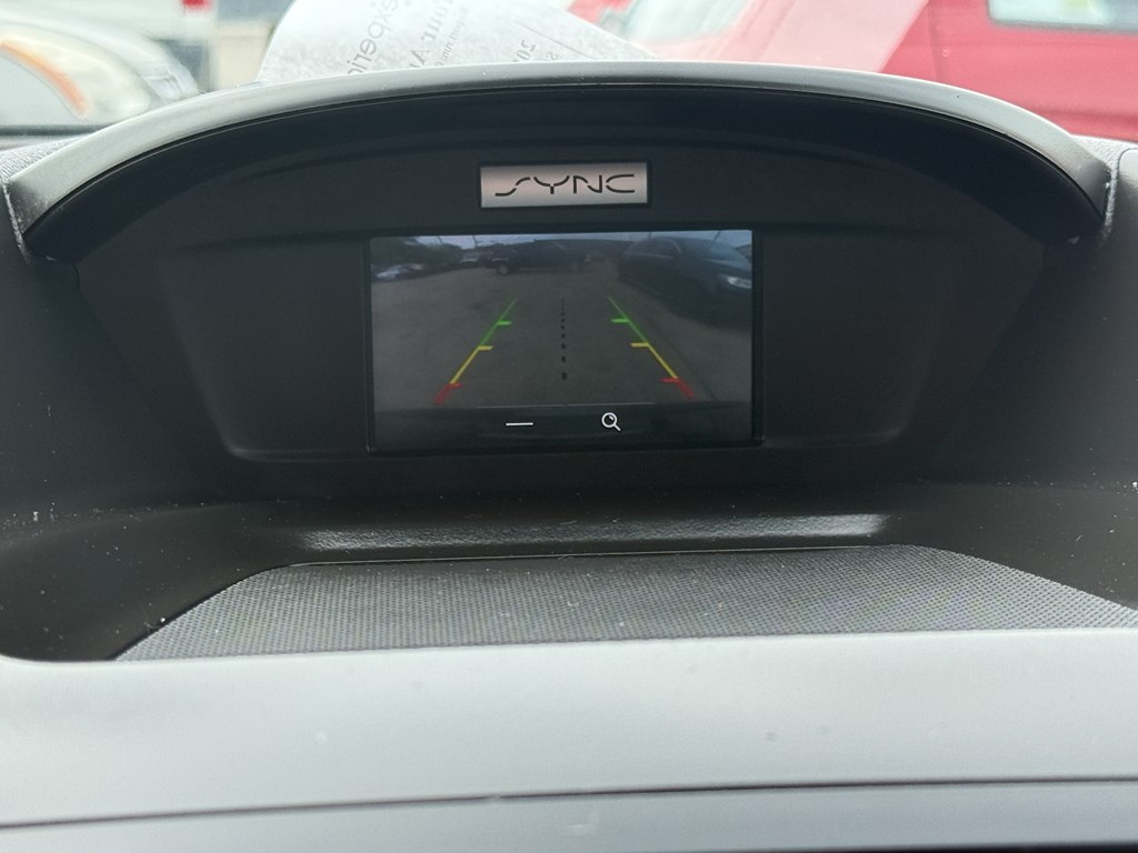 Photo 17 of this FORD ESCAPE