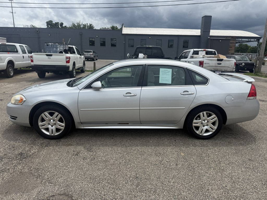 Photo 3 of this CHEVROLET IMPALA