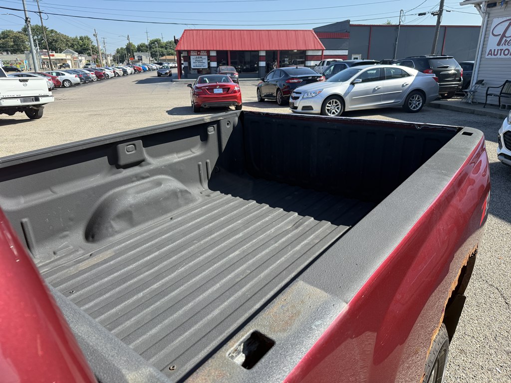 Photo 23 of this CHEVROLET SILVERADO 1500