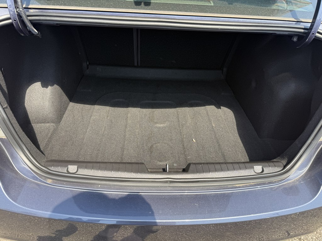 Photo 13 of this CHEVROLET CRUZE
