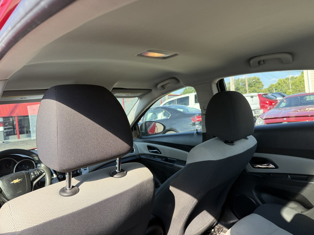 Photo 20 of this CHEVROLET CRUZE LIMITED