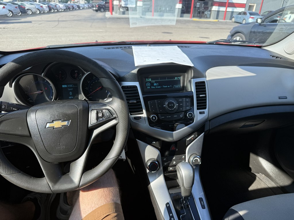 Photo 13 of this CHEVROLET CRUZE LIMITED