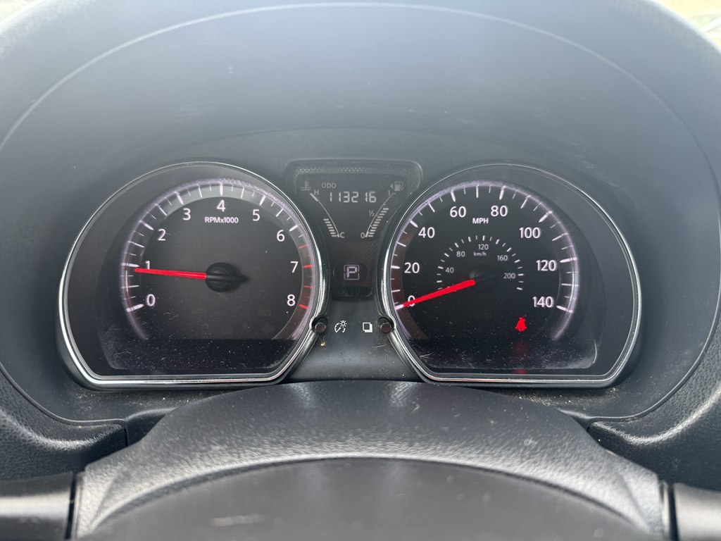 Photo 17 of this NISSAN VERSA