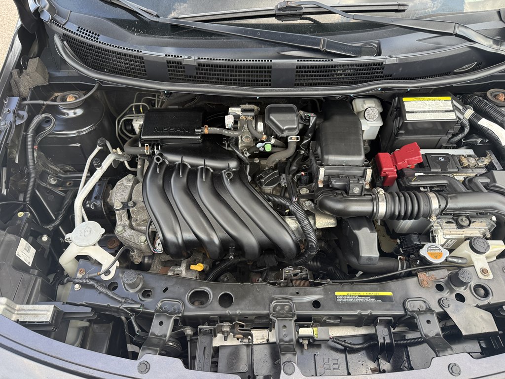 Photo 21 of this NISSAN VERSA