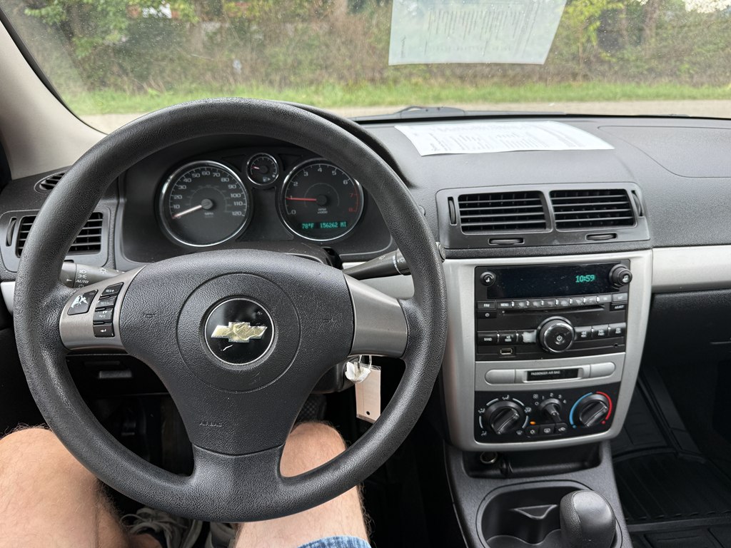 Photo 14 of this CHEVROLET COBALT