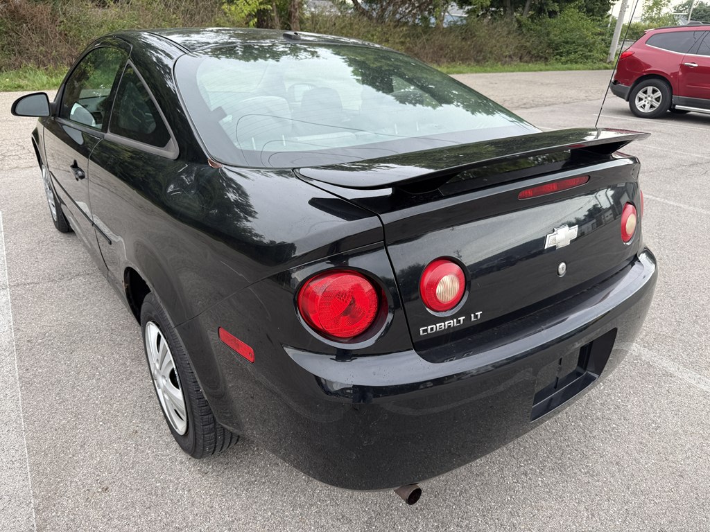 Photo 4 of this CHEVROLET COBALT