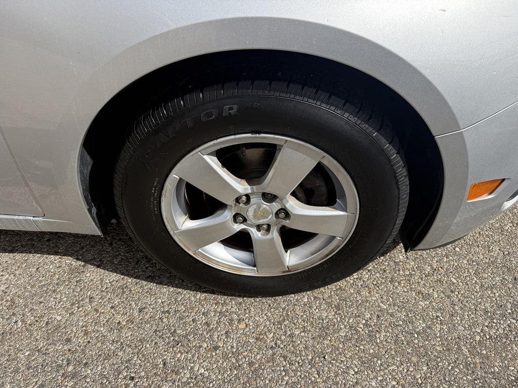 Photo 7 of this CHEVROLET CRUZE LIMITED