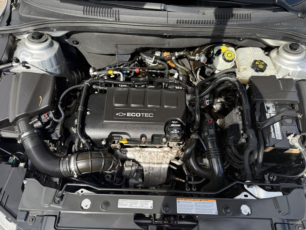 Photo 23 of this CHEVROLET CRUZE LIMITED