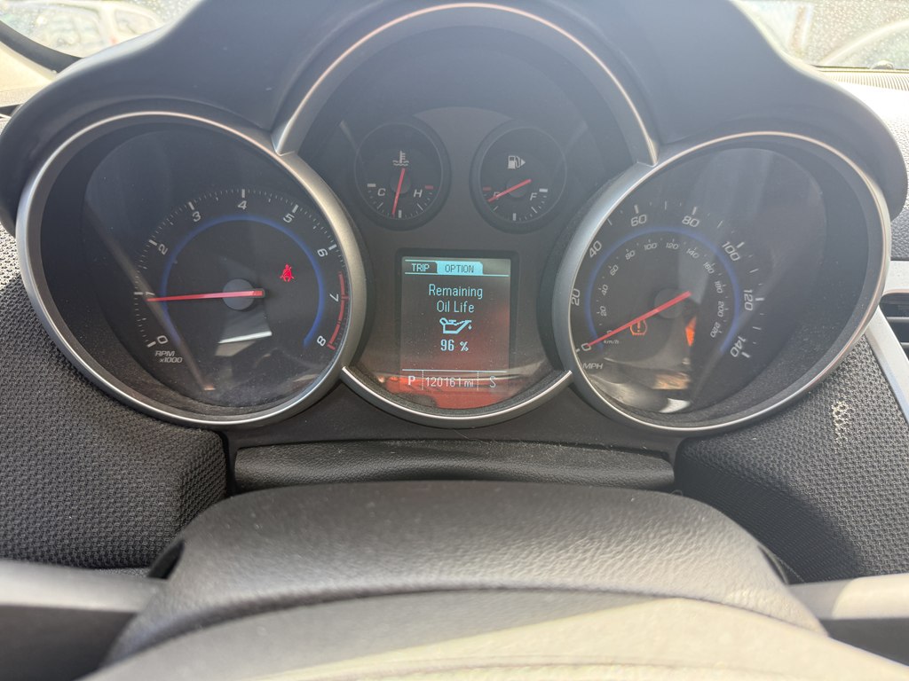 Photo 21 of this CHEVROLET CRUZE LIMITED