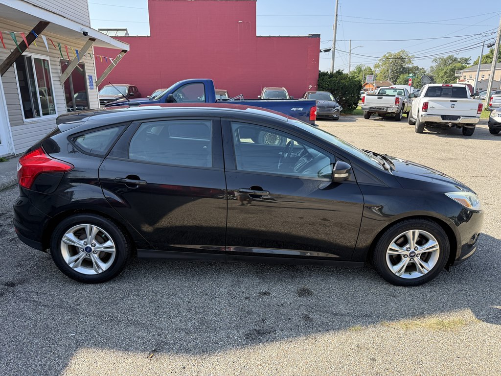 Photo 6 of this FORD FOCUS