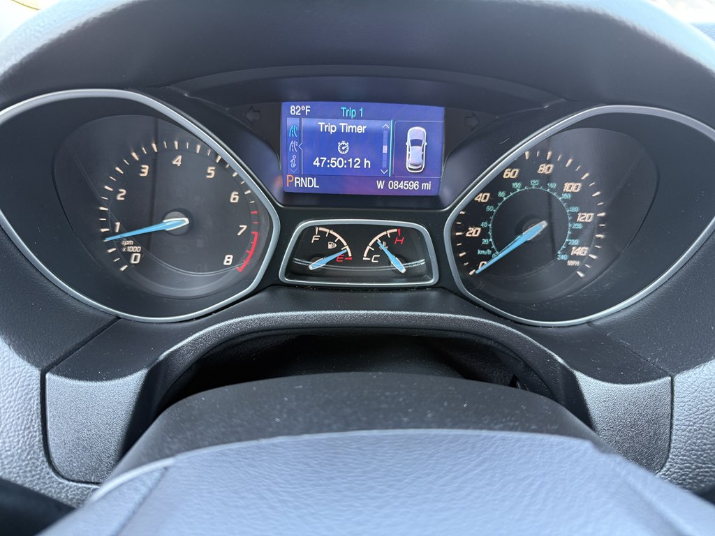 Photo 35 of this FORD FOCUS