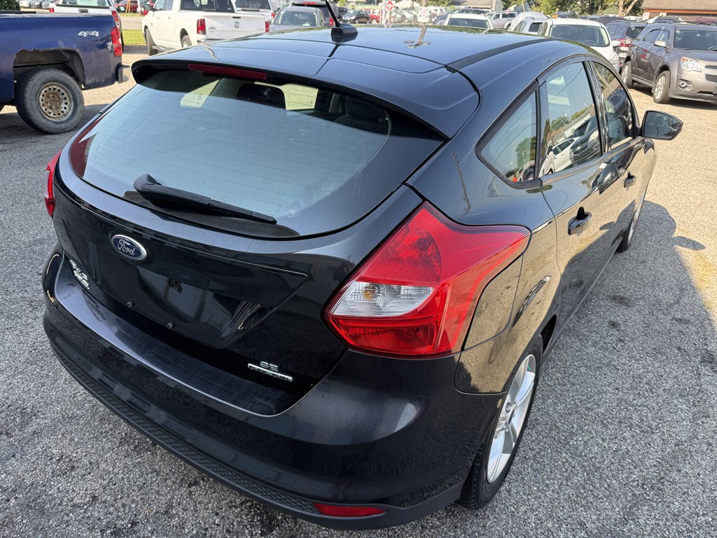 Photo 24 of this FORD FOCUS