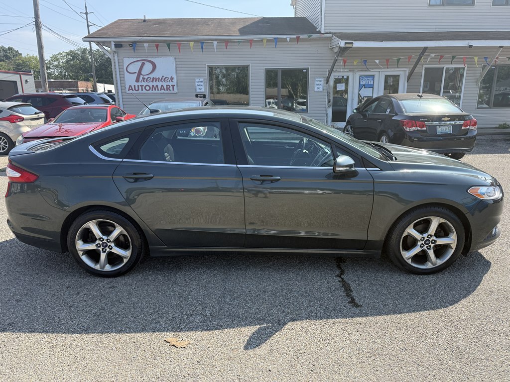 Photo 6 of this FORD FUSION