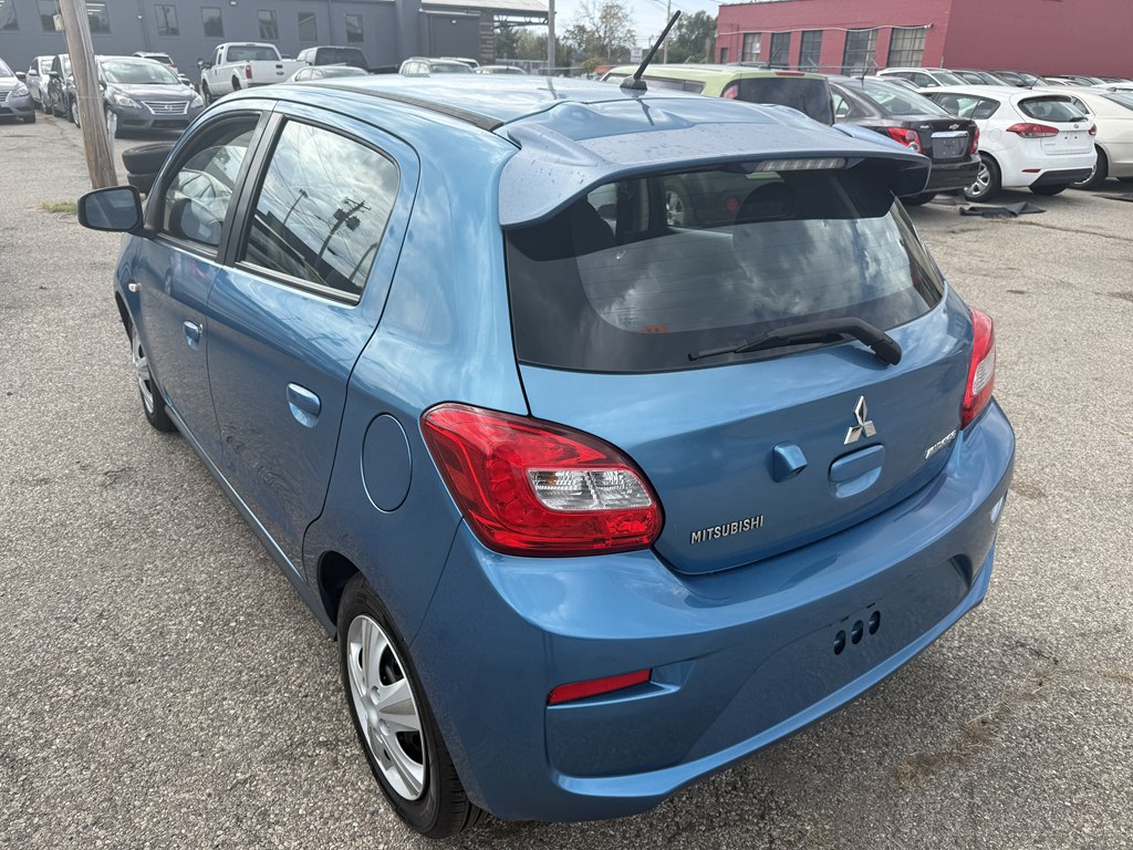 Photo 4 of this MITSUBISHI MIRAGE