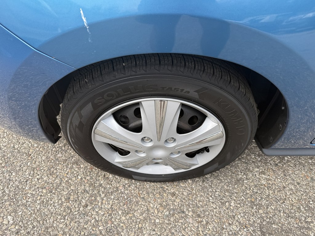 Photo 10 of this MITSUBISHI MIRAGE