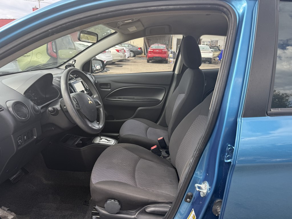 Photo 12 of this MITSUBISHI MIRAGE