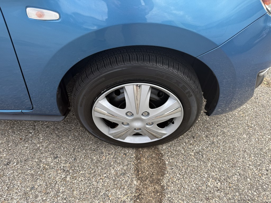 Photo 7 of this MITSUBISHI MIRAGE