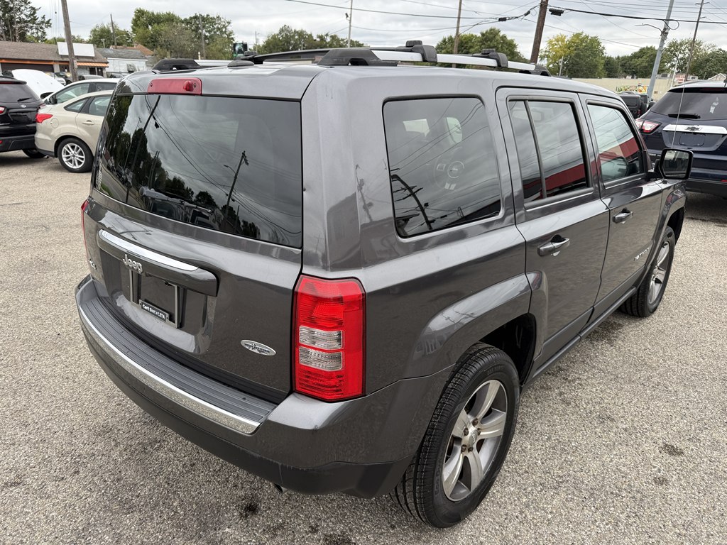 Photo 5 of this JEEP PATRIOT