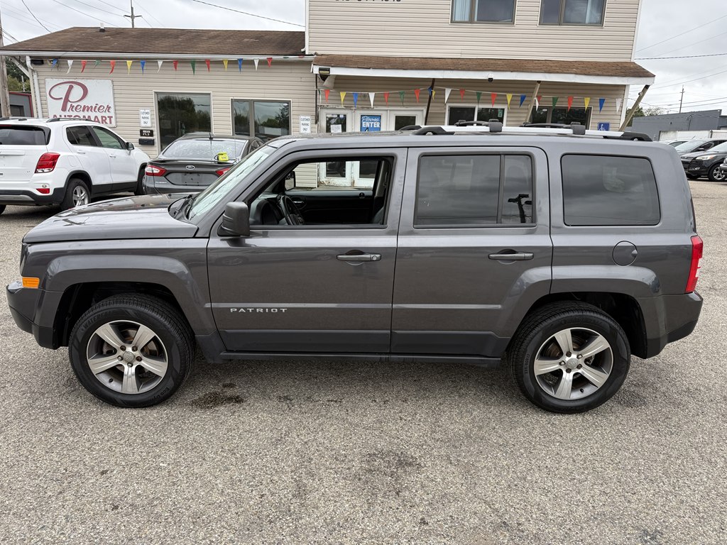 Photo 3 of this JEEP PATRIOT