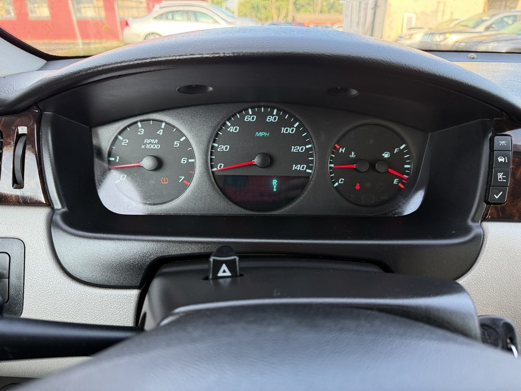 Photo 15 of this CHEVROLET IMPALA