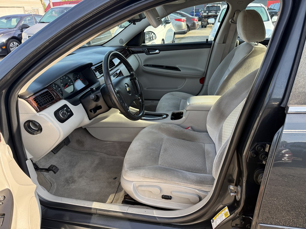Photo 12 of this CHEVROLET IMPALA