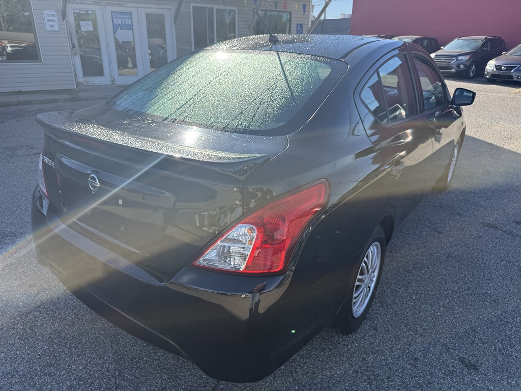 Photo 5 of this NISSAN VERSA