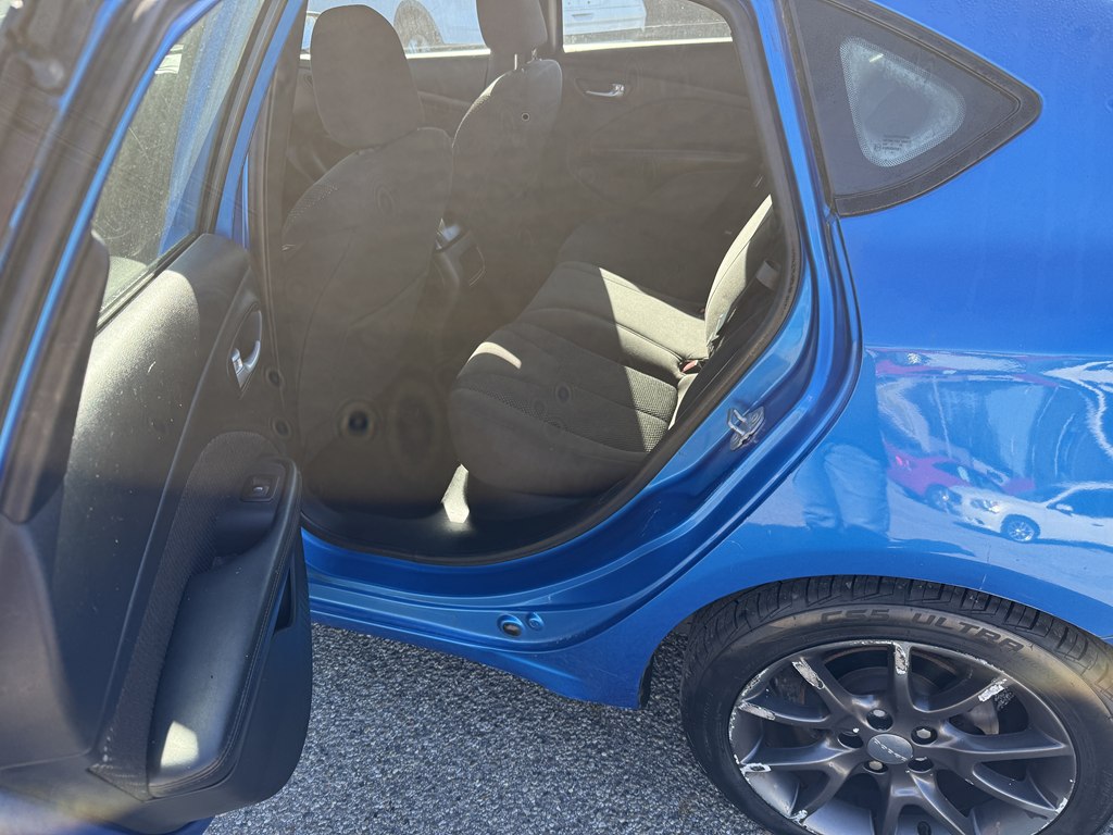 Photo 14 of this DODGE DART