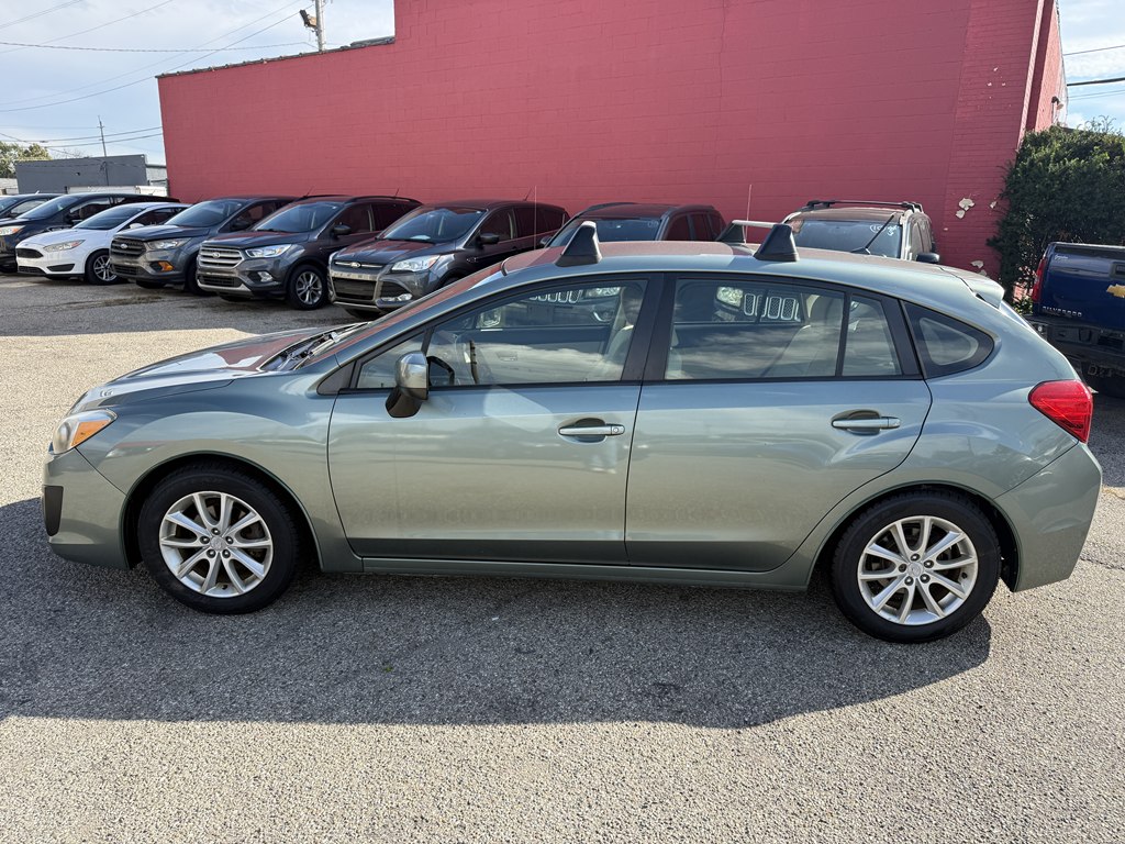Photo 3 of this SUBARU IMPREZA