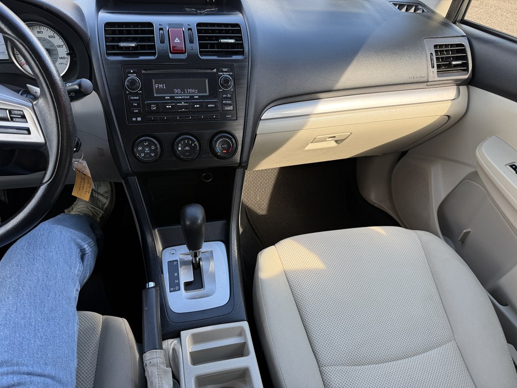 Photo 17 of this SUBARU IMPREZA