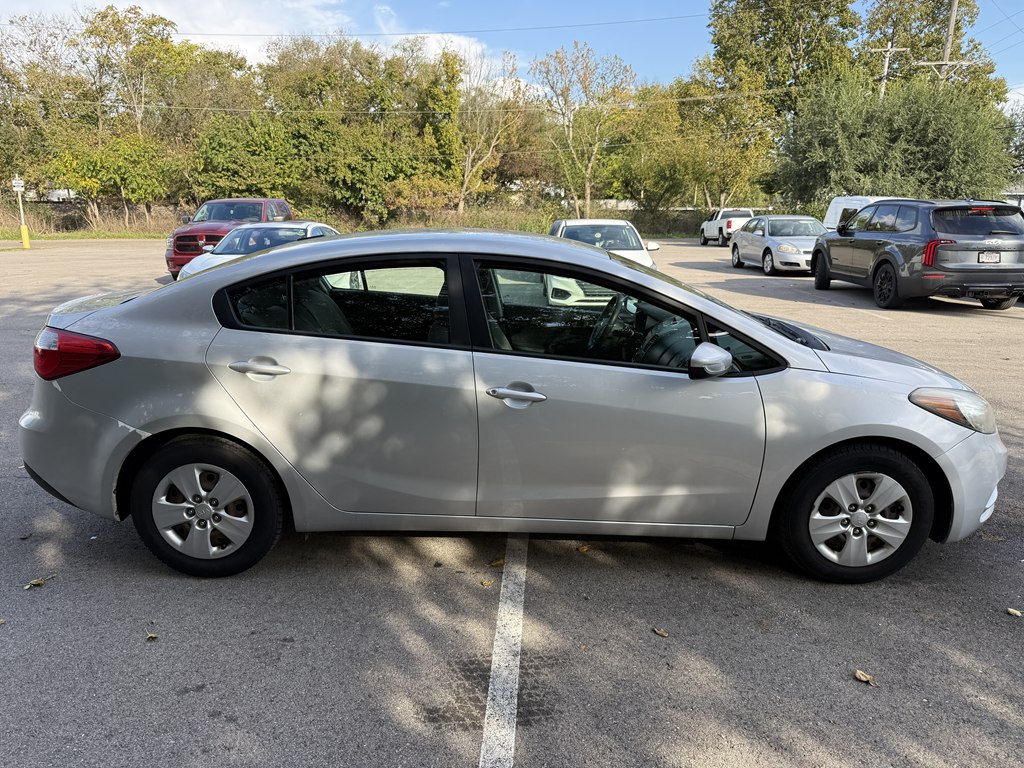 Photo 6 of this KIA FORTE