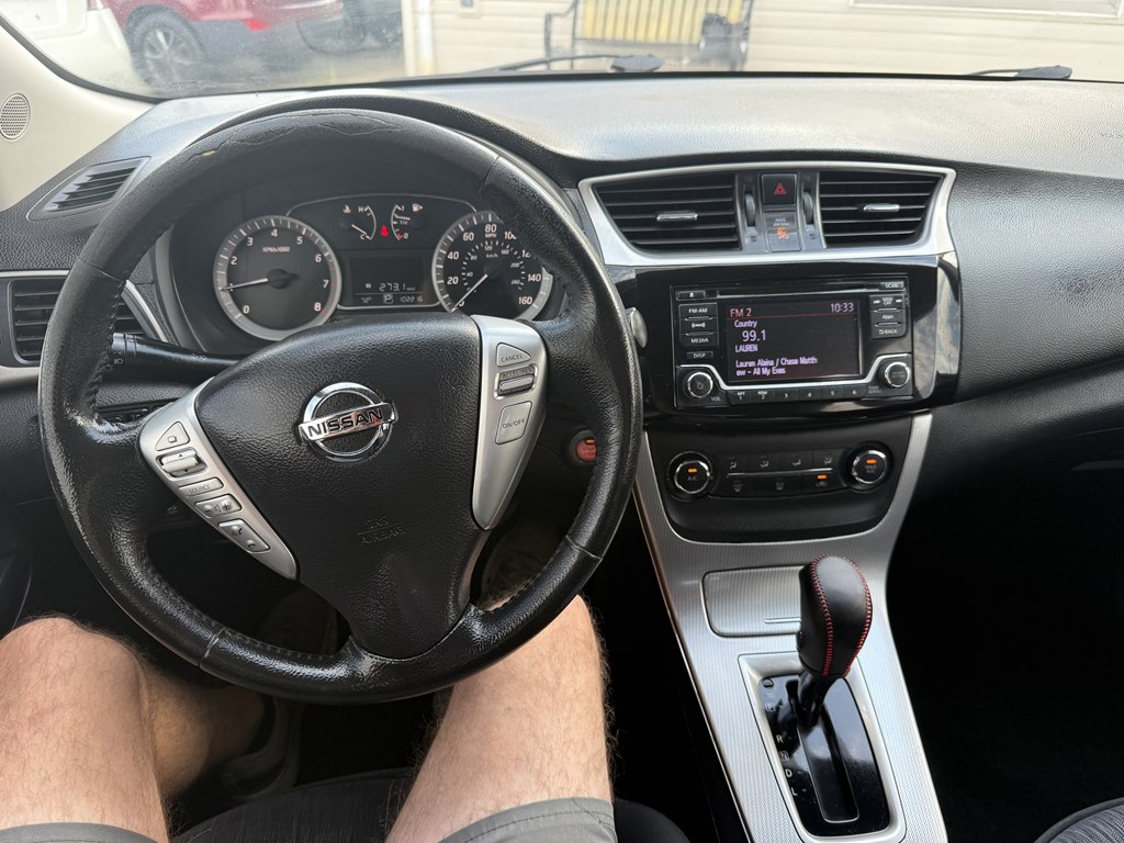Photo 17 of this NISSAN SENTRA