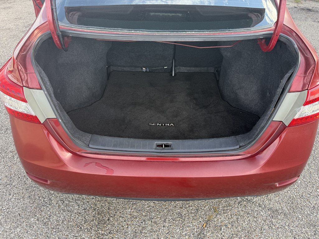 Photo 16 of this NISSAN SENTRA