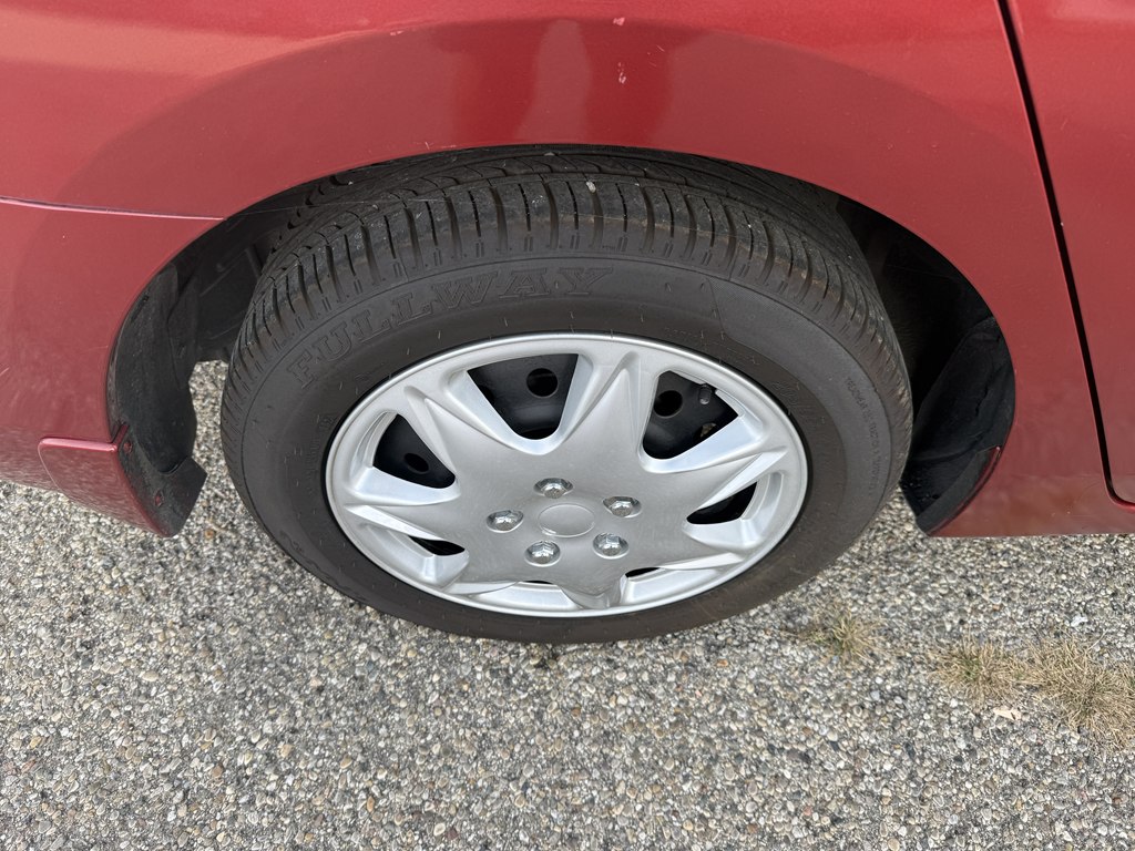 Photo 8 of this NISSAN SENTRA